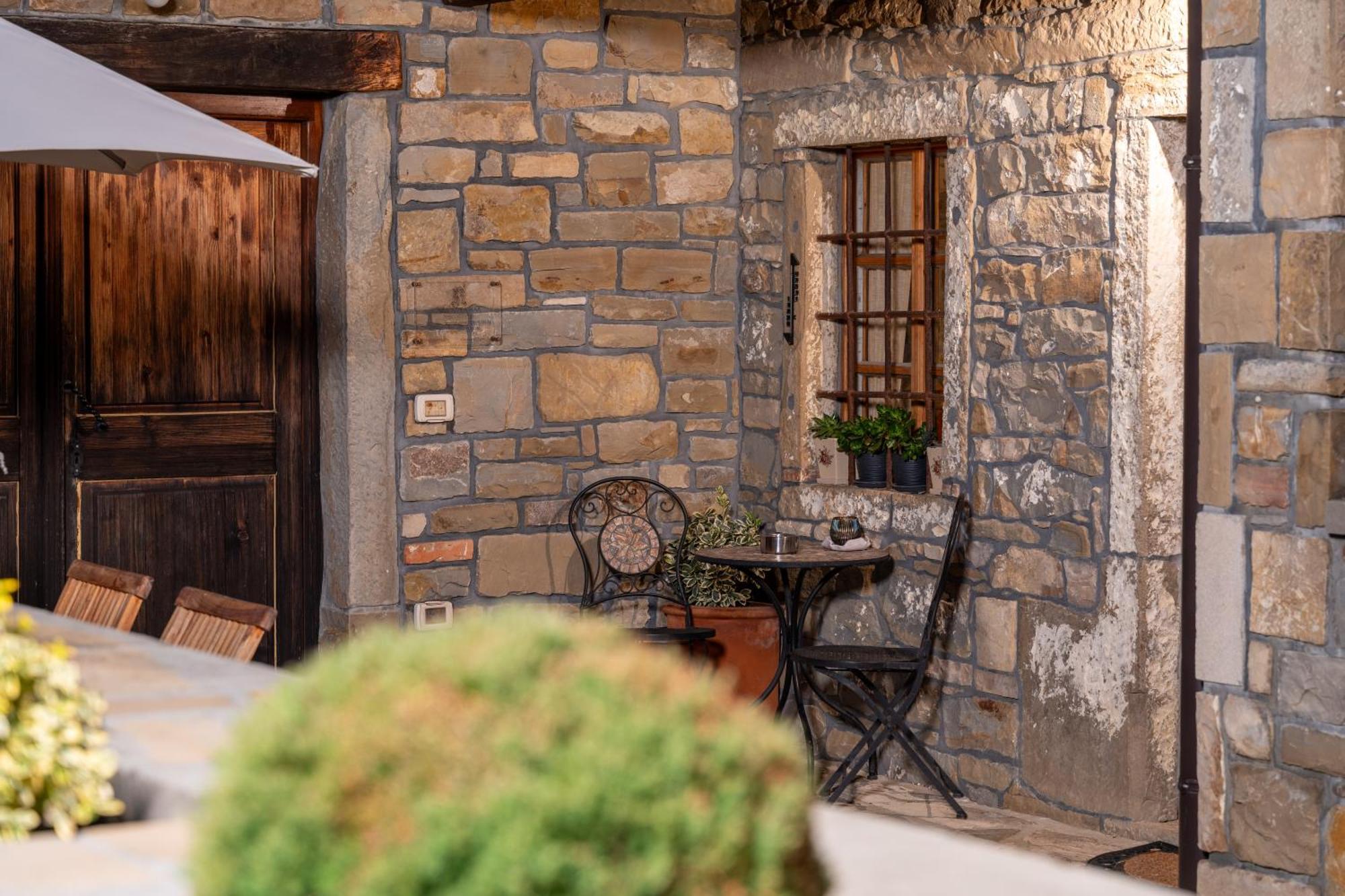 Maison d'hôtes Wine House Rakar à Gračišče Extérieur photo