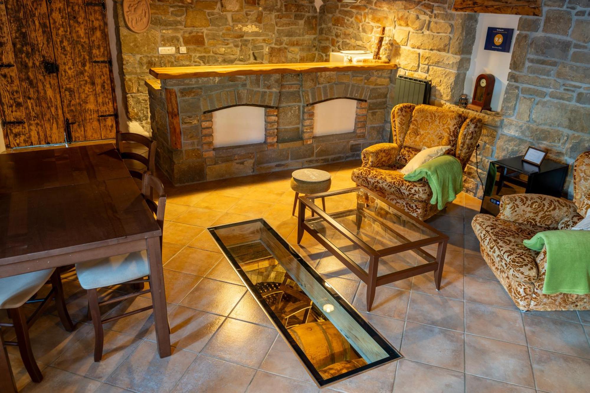 Maison d'hôtes Wine House Rakar à Gračišče Extérieur photo